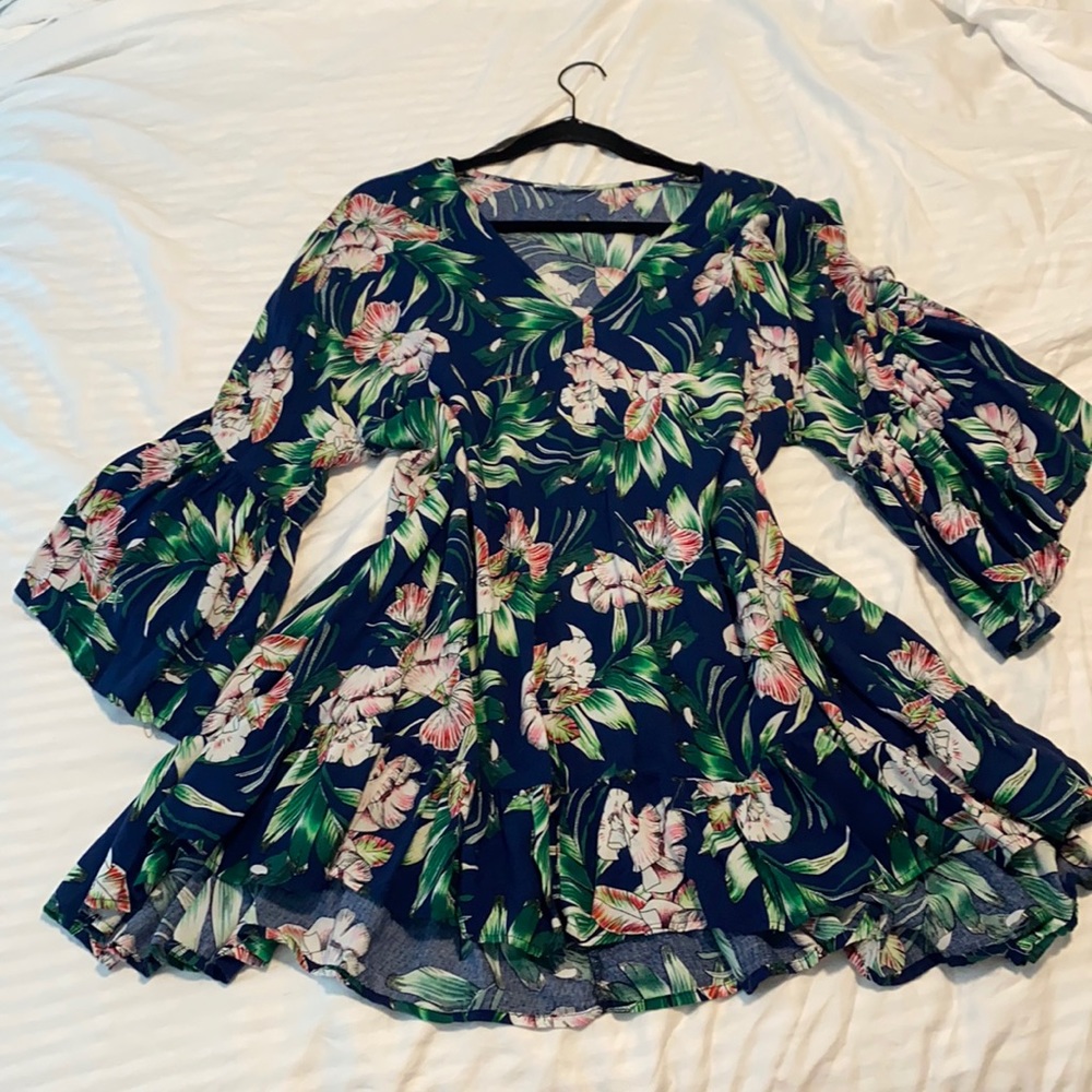 Label of Love Medium dress